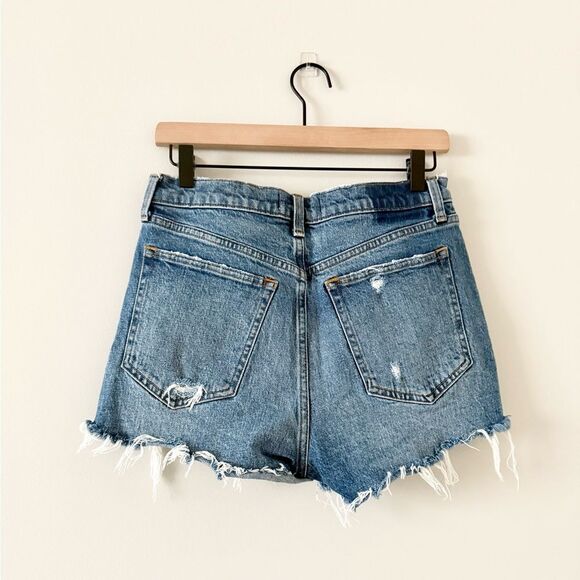 Abercrombie & Fitch High Rise Mom Short Raw Hem Distress Medium Wash - Size 28 - Picture 3 of 5